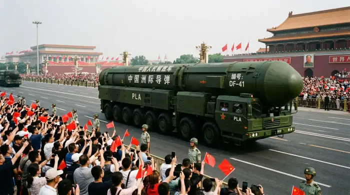 Missile balistique intercontinental chinois lors d'un défilé militaire à Pékin